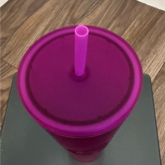 BNWT Starbucks Purple Soft Touch Matte Venti Tumbler 24 oz - Picture 2 of 3